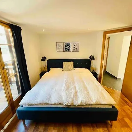 Apartman Local Flat *