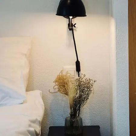 Local Flat *