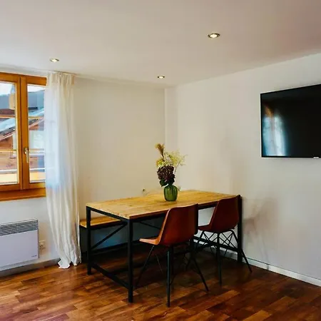 Local Flat Apartment *
